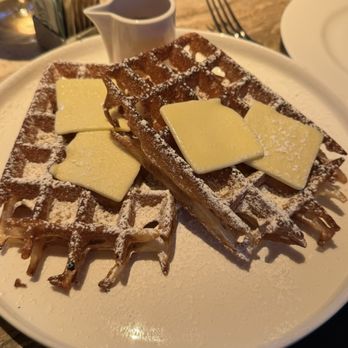 THE DINING ROOM AT RH GUESTHOUSE NEW YORK - Updated January 2025 - 206 ...