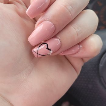 Diamond Nails - Nail Salons Near Me - Cullman, Alabama