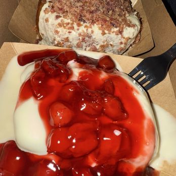 Old West Cinnamon Rolls - Maple Bacon Cinnamon Roll /cherry topped Frosted cinnamon roll - Bakeries Near Me - Pismo Beach, California Old West Cinnamon Rolls - Maple Bacon Cinnamon Roll /cherry topped Frosted cinnamon roll - Bakeries Near Me - Pismo Beach, California