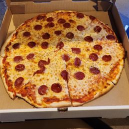 Big Ol Pepperoni Pizza