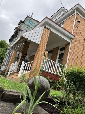 La Hutte Royal (Art House) by null