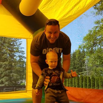Bouncy House - Its all fun and games until its time to get out lol =) - Bounce House Rentals Near Me - Snohomish, Washington