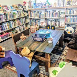 Shell Beach Library - Nice children area