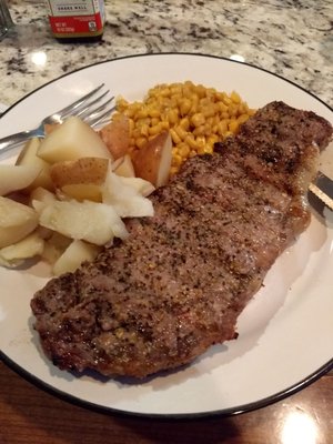 Fast Eddie's Bar & Grill by null