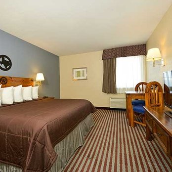 Atria Hotel and RV - Atria Hotel RV McGregor Room - Hotels Near Me - McGregor, Texas Atria Hotel and RV - Atria Hotel RV McGregor Room - Hotels Near Me - McGregor, Texas