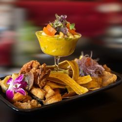 Molkajete Restaurant & Bar - Jalea Familiar