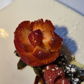 La Sen Bistro - Profiteroles with berries - French Near Me - Walnut Creek, California La Sen Bistro - Profiteroles with berries - French Near Me - Walnut Creek, California