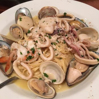 Denovellis - Zuppa de mare-$30 - Italian Near Me - Rocky Hill, Connecticut Denovellis - Zuppa de mare-$30 - Italian Near Me - Rocky Hill, Connecticut
