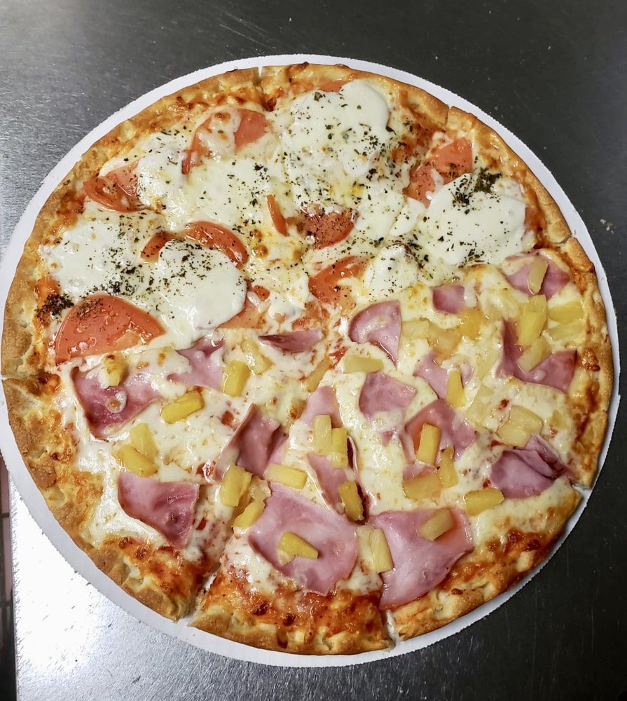 Atha's Famous Roast Beef Pizza & Subs, Lynn Roadtrippers