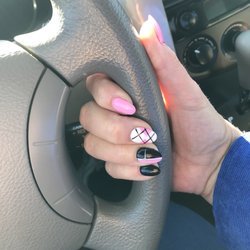 Polished Nails & Spa - Plaid gel polish.