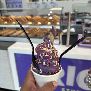 Rice Culture - Ube and cookies and cream flavor swirl, delicious - Ice Cream & Frozen Yogurt Near Me - McLean, Virginia Rice Culture - Ube and cookies and cream flavor swirl, delicious - Ice Cream & Frozen Yogurt Near Me - McLean, Virginia