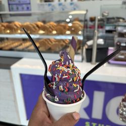 Rice Culture - Ube and cookies and cream flavor swirl, delicious