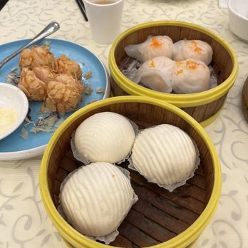 HL Peninsula Restaurant - Steamed BBQ Pork Baos - Dim Sum Near Me - Milpitas, California