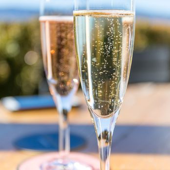 Mumm Napa - Sparking wines - Wine Tasting Room Near Me - Rutherford, California