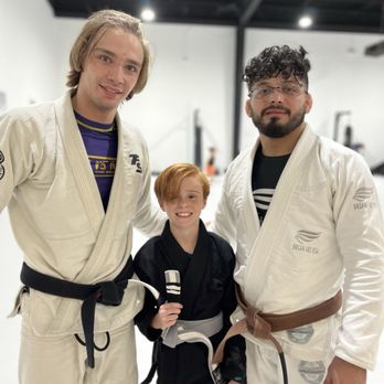 Inevat Jiu Jitsu Conroe - Coach Darryl, Alex, & Coach Able - Muay Thai Near Me - Conroe, Texas
