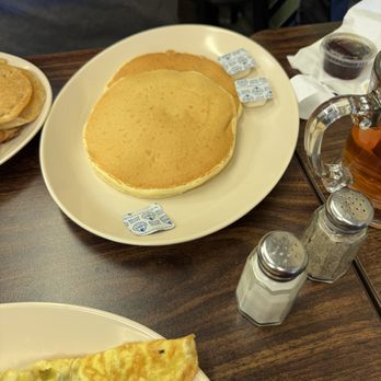Sunnyside Restaurant - Breakfast & Brunch Near Me - Warwick, Rhode Island