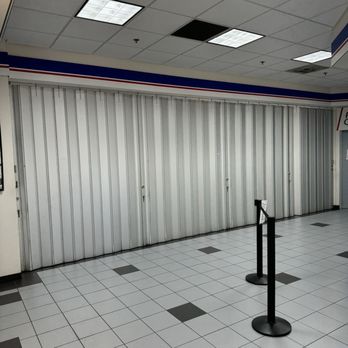 US Post Office - Closed 20 minutes before closing time - Post Offices Near Me - La Mesa, California