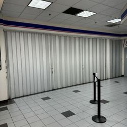 US Post Office - Closed 20 minutes before closing time