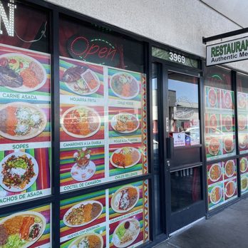 Restaurant El Rey - Outside entrance - Mexican Near Me - Las Vegas, Nevada