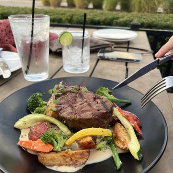 Bar Verona - Filet - Bars Near Me - Washington, Michigan Bar Verona - Filet - Bars Near Me - Washington, Michigan