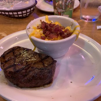 Texas Roadhouse - Sirloin steak with loaded mashed potatoes - Steakhouses Near Me - Tyler, Texas Texas Roadhouse - Sirloin steak with loaded mashed potatoes - Steakhouses Near Me - Tyler, Texas