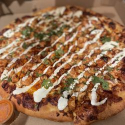Pizzeria El Jefe Mexican Pizza Revolution - BBQ chicken pizza