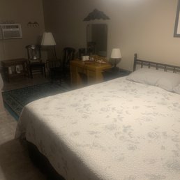 Bed was amazingly comfy, clean sheets and spread