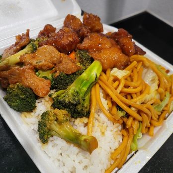 PANDA PARADISE - Updated December 2025 - 51 Photos & 100 Reviews