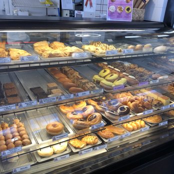 Zippy's Kalihi - Baked Goods - Diners Near Me - Honolulu, Hawaii Zippy's Kalihi - Baked Goods - Diners Near Me - Honolulu, Hawaii