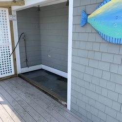 Gooseberry Beach - Outdoor shower