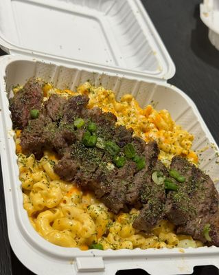 Dav’s Hotspot Restaurant + Lounge by null