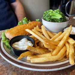 Screaming Eagle American Bar And Grill - Fish and chips with beer battered fries and steamed broccoli for the sides. All dressings are made in house.