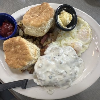 Biscuits Cafe - Biscuits and gravy - Cafes Near Me - Federal Way, Washington Biscuits Cafe - Biscuits and gravy - Cafes Near Me - Federal Way, Washington