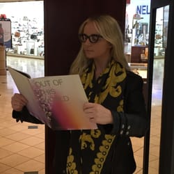 Eyes of Wellington - We love Jennifer