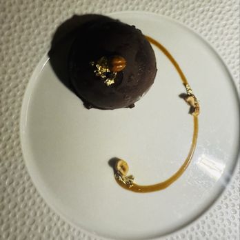 Le Basque - Entremet aux Noisettes - Vegan Near Me - New York, New York Le Basque - Entremet aux Noisettes - Vegan Near Me - New York, New York