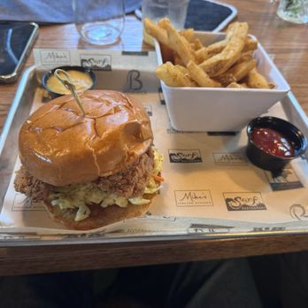 Lost Cowboy Brewing - LC Chicken Sandwich - Brewpubs Near Me - Nashua, New Hampshire Lost Cowboy Brewing - LC Chicken Sandwich - Brewpubs Near Me - Nashua, New Hampshire