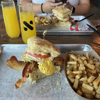 Daybreak Kitchen & Biscuit - Breakfast & Brunch Near Me - Sterling, Virginia Daybreak Kitchen & Biscuit - Breakfast & Brunch Near Me - Sterling, Virginia
