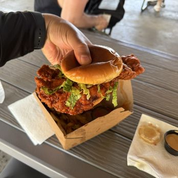 Eighty Chicken Sandwiches - Spicy Chicken Sandwich - Sandwiches Near Me - Kahuku, Hawaii Eighty Chicken Sandwiches - Spicy Chicken Sandwich - Sandwiches Near Me - Kahuku, Hawaii