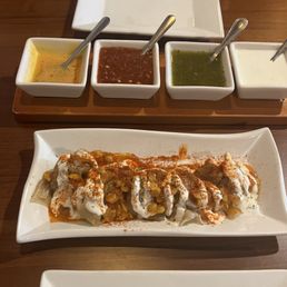 Mantu with variety of sauces