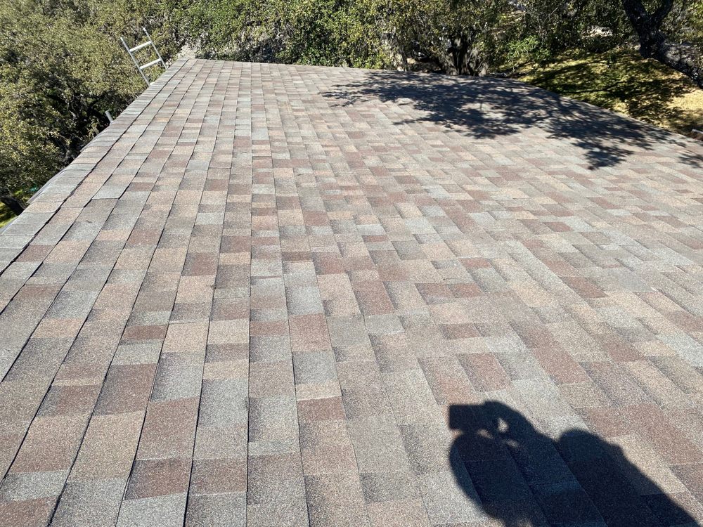 Slide of Texan Roofing Pro