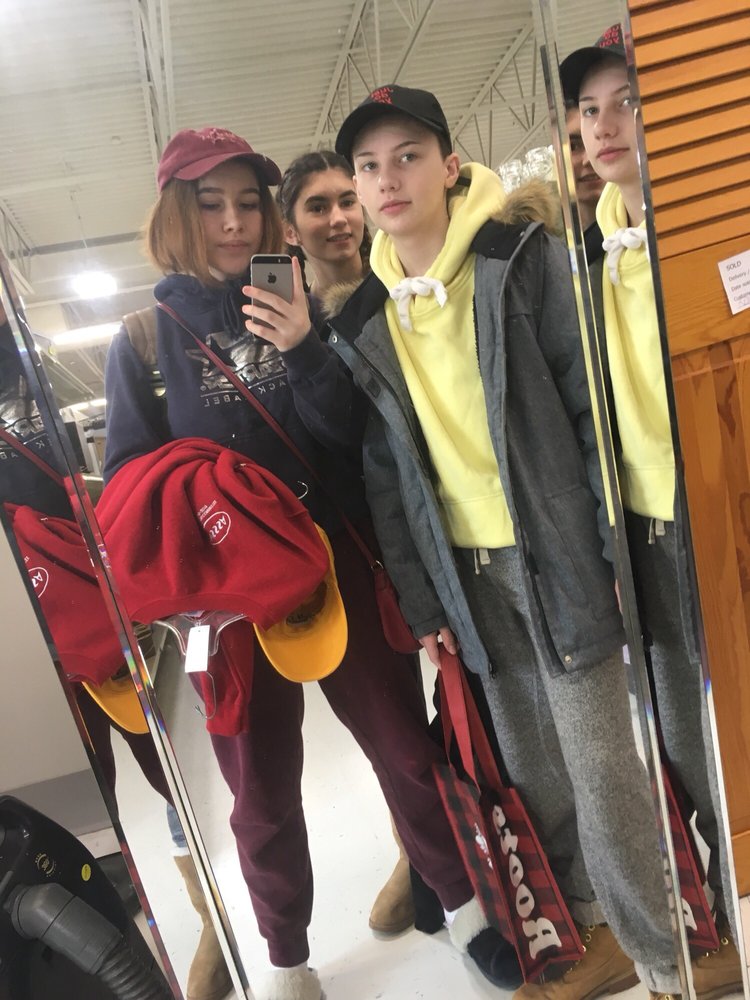 MISSION THRIFT STORE Updated October 2024 31 Temple Terrace, Lower