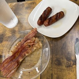 2 Pieces Of Sausage 4 Pieces Of Bacon