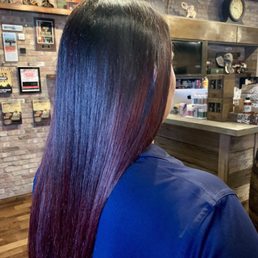 Mahogany tint at the ends of my hair! Mahogany tint at the ends of my hair!