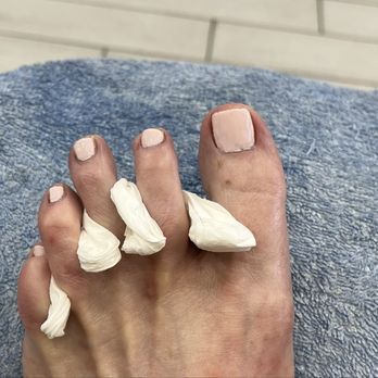 Top Nails & Spa - Uneven nail polish application- poor quality cuticle care - Nail Salons Near Me - Los Angeles, California