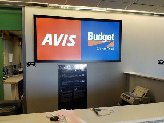 Budget Car Rental by null