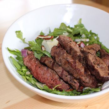 Farm Table - Steak Salad - Breakfast & Brunch Near Me - Van Nuys, California