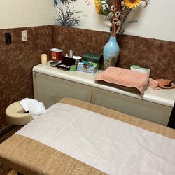 MS Acupuncture Clinic - 1 of the acupuncture rooms