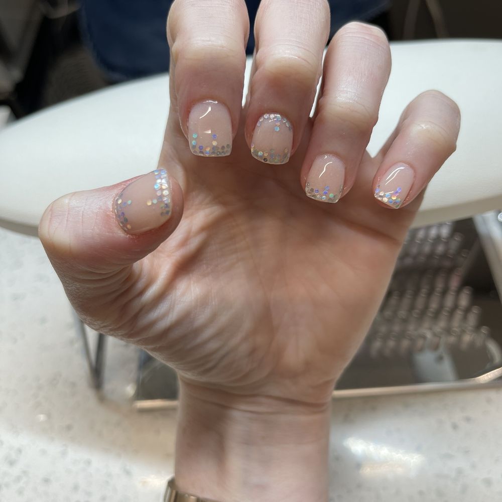Boxi Nails - Nail Salons Near Me - Chicago, Illinois