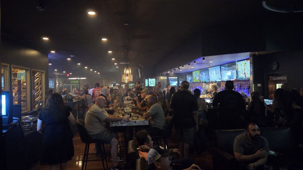 Castros Cigar Lounge