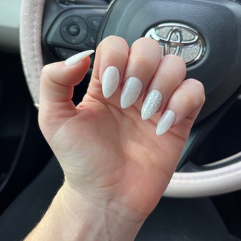 Diva Nails Salon - Christmas nails by Lena! - Nail Salons Near Me - Fleming Island, Florida Diva Nails Salon - Christmas nails by Lena! - Nail Salons Near Me - Fleming Island, Florida